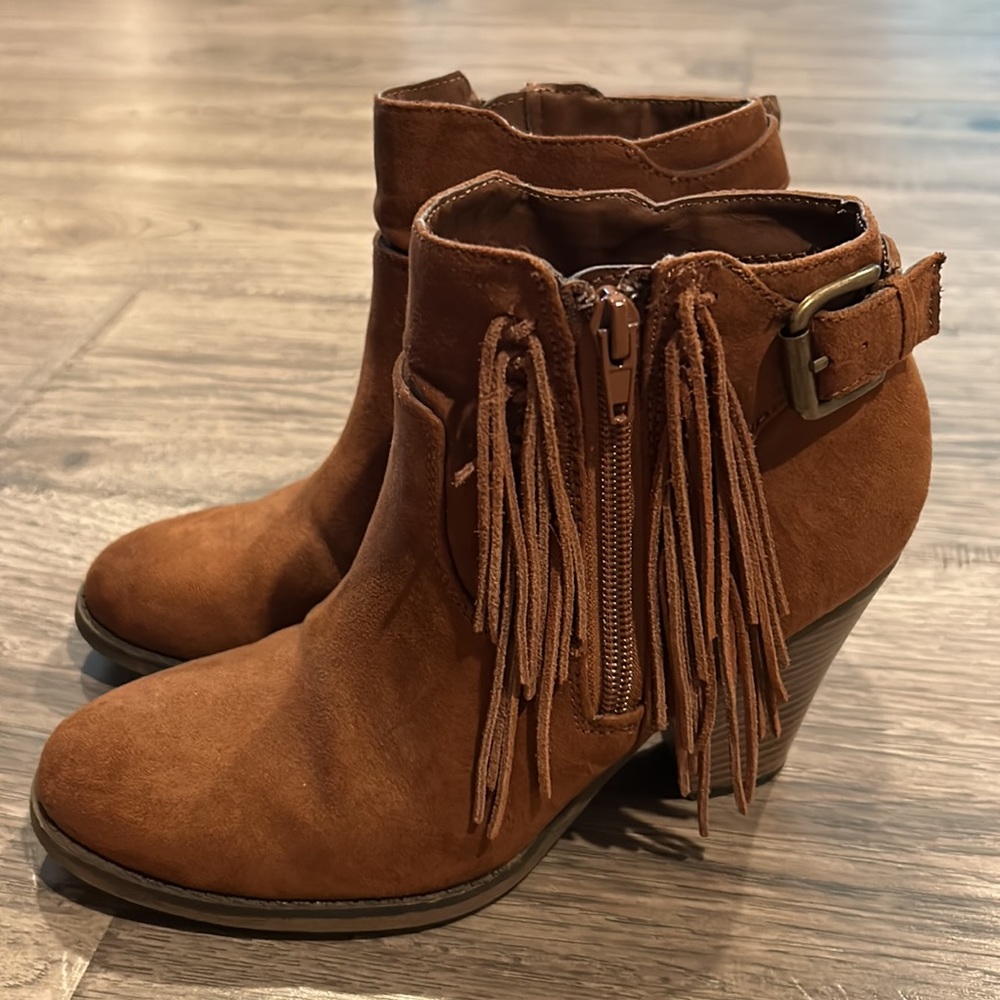 SOLD! Ankle Booties